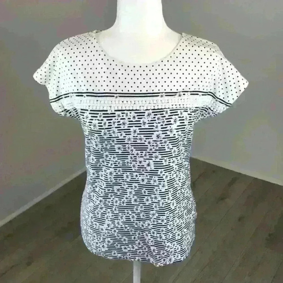 Jones New York Tops - Jones New York Short Sleeve Top Size S